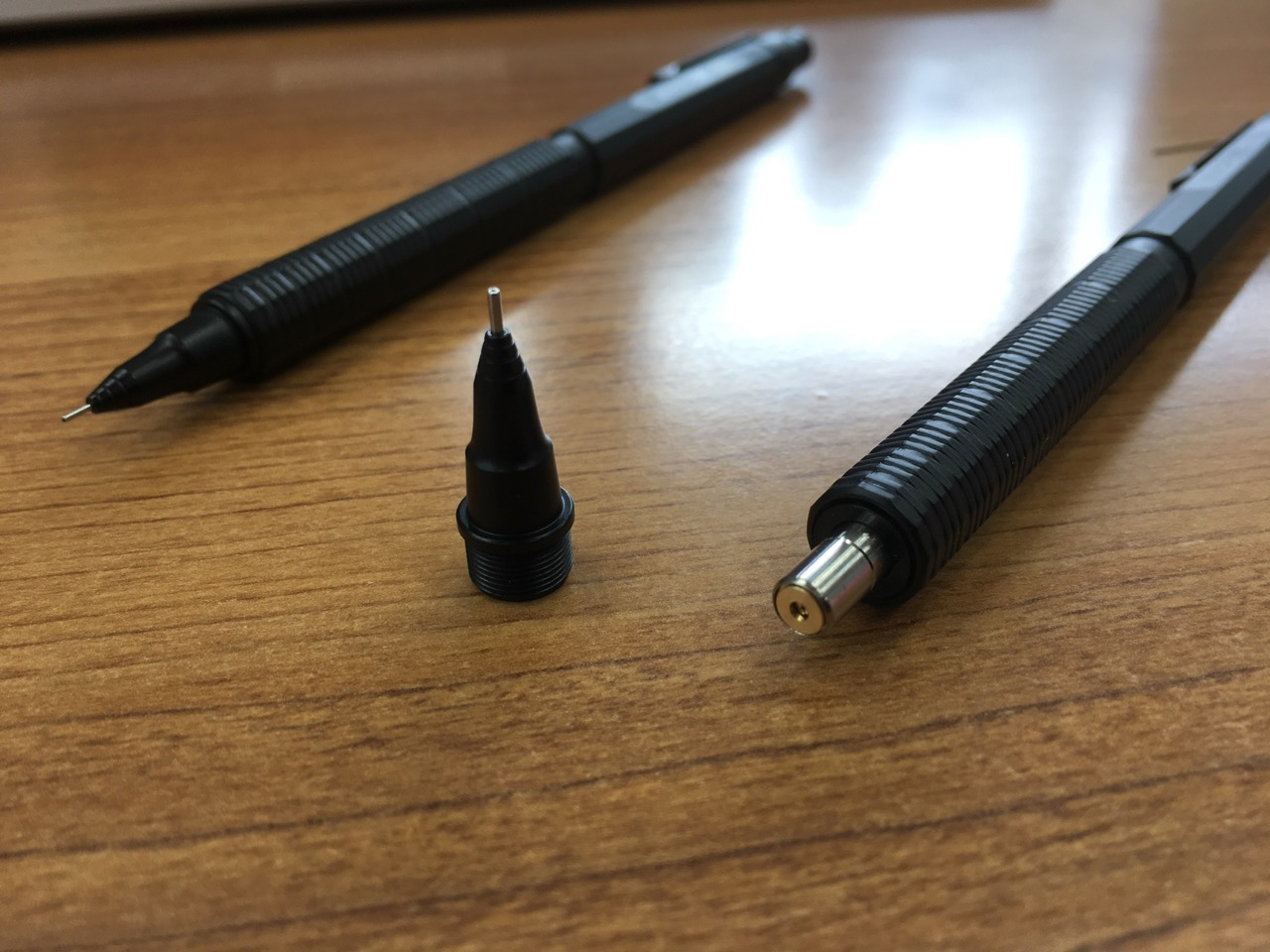 オレンズネロ0.2mm vs 0.3mm 最強の極細シャープペンを比較レビュー・購入するならどちらがオススメ？ – Stationery Life