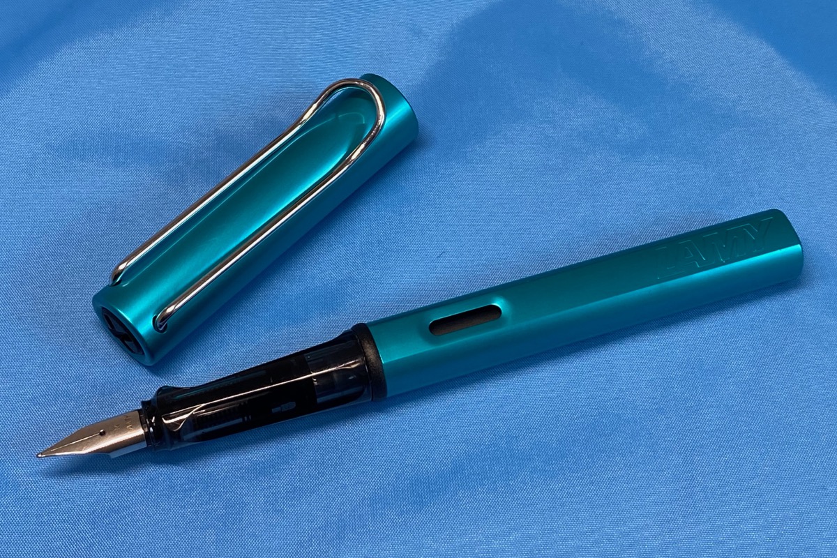 LAMY アルスター トルマリン】とても美しい青緑軸の万年筆。2020年の限定カラーの評価・口コミ – Stationery Life