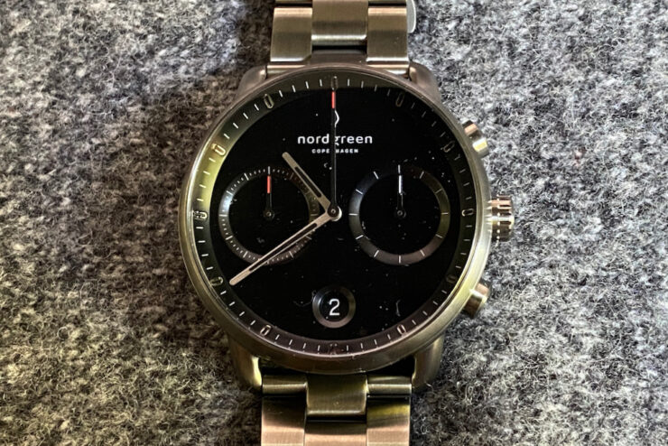 ノードグリーンで人気と評判のガンメタルな腕時計・ブラック＆シルバー 